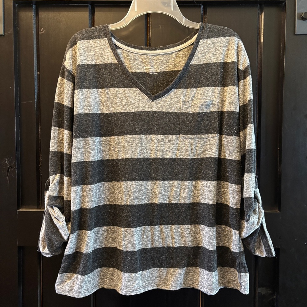 Lane Bryant 3/4 sleeve length shirt